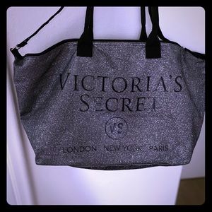 Overnight tote bag